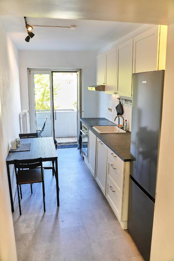 N2 Centrally Located 3-Room Apartment With Balcony Or Individual Rooms Karlsruhe Exterior foto