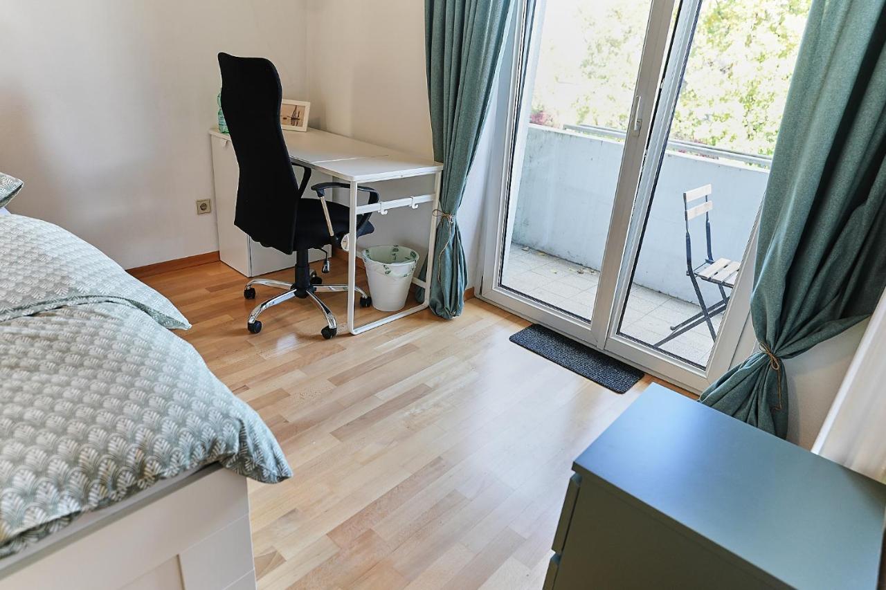 N2 Centrally Located 3-Room Apartment With Balcony Or Individual Rooms Karlsruhe Exterior foto